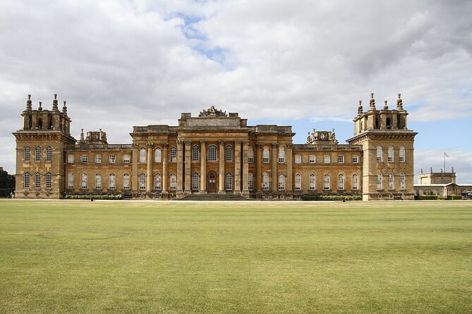 Blenheim Palace and Oxford Private Tour With Pass From London - Pickup Information