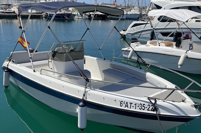Boat Rental Without License in Torrevieja - Meeting Point Information
