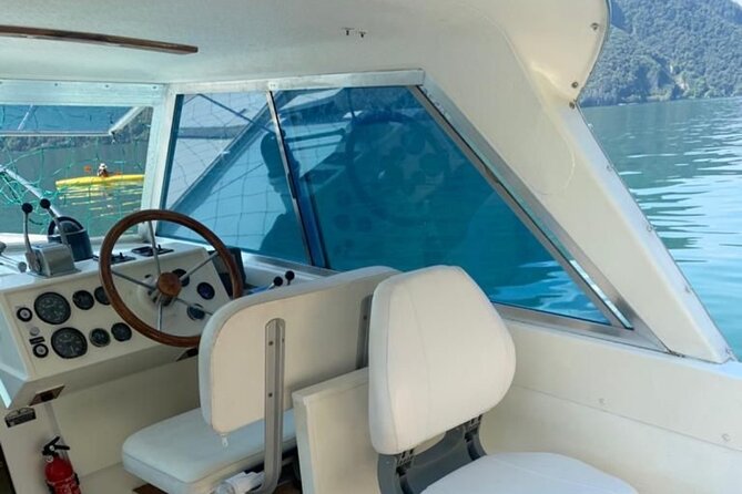 Boat Tour on Lake Como 8 Hours - Boat Amenities and Inclusions