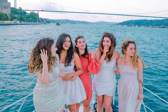 Bosphorus Cruise With 14M Yacht for Private Groups - What To Expect