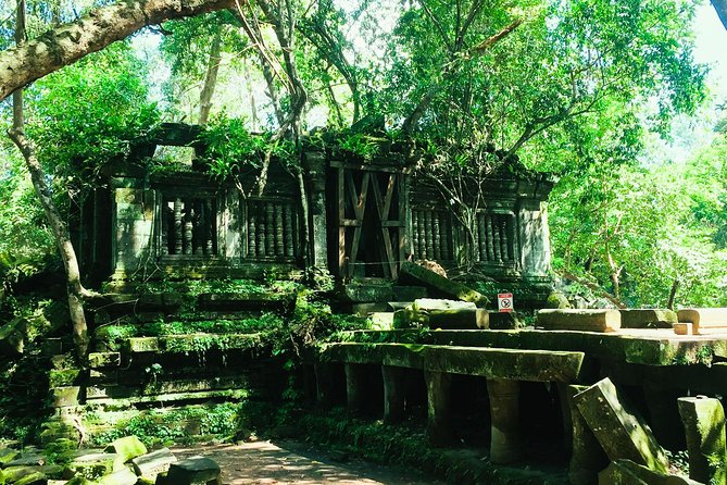 Bueng Mealea and Floating Village 1-day Tour - Inclusions and Exclusions