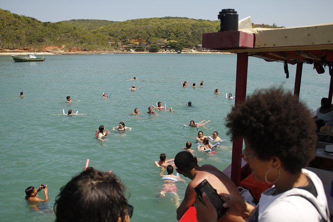 Búzios Full Day: Boat and Trolley Tour With Lunch From Cabo Frio - Meeting and Pickup Information