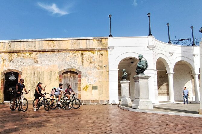 Casco Viejo Tracks of Freedom Bike Adventure - Whats Included in the Tour
