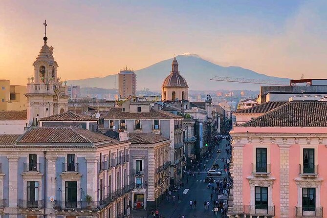 CATANIA WALKING TOUR 2 Hours Multilingual (Historic Center) - Meeting Point Details