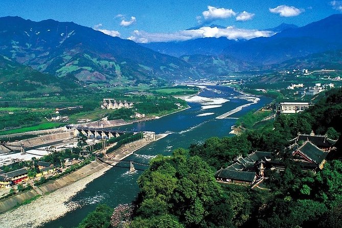 Chengdu Private Day Trip To Mount Qingcheng & Dujiangyan Irrigation System