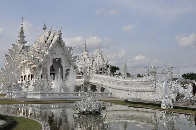 Chiang Rai Tour: White Temple, Golden Triangle, Boat Ride to Laos
