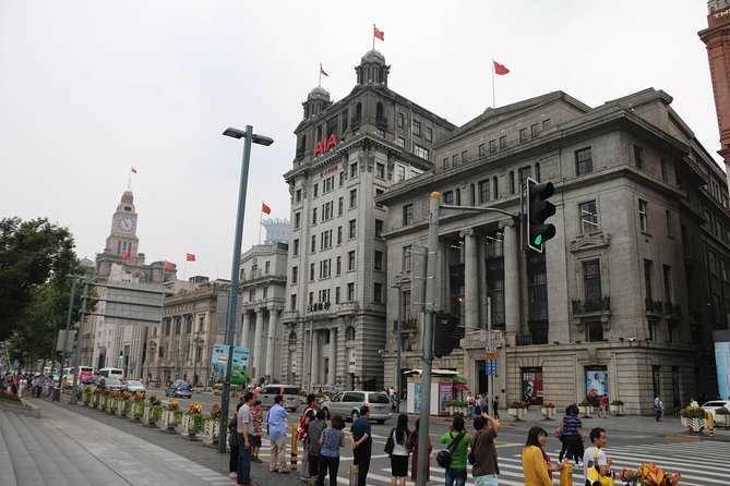 Classic Shanghai Day Tour, Bund, Yu Garden, Temple,Shanghai Tower
