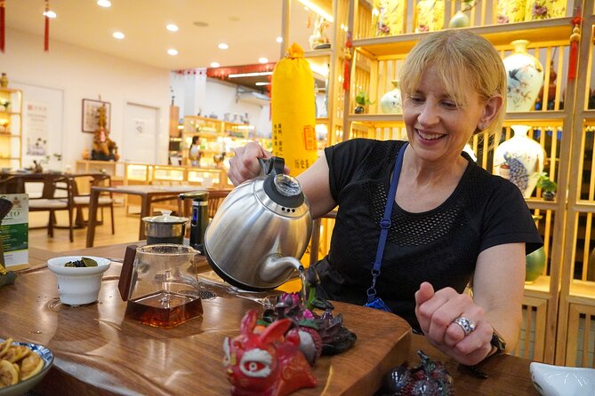 Coffee Tasting & Tea Ceremony in Bohemian El Cangrejo - Event Highlights