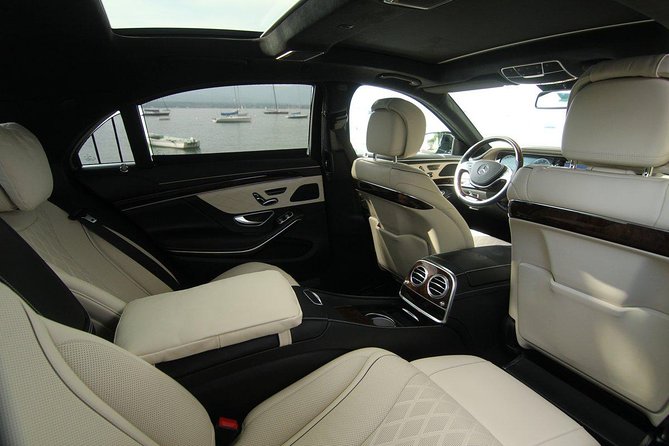 Colombo Airport to Sigiriya Rock Fortress Private Arrival Transfer