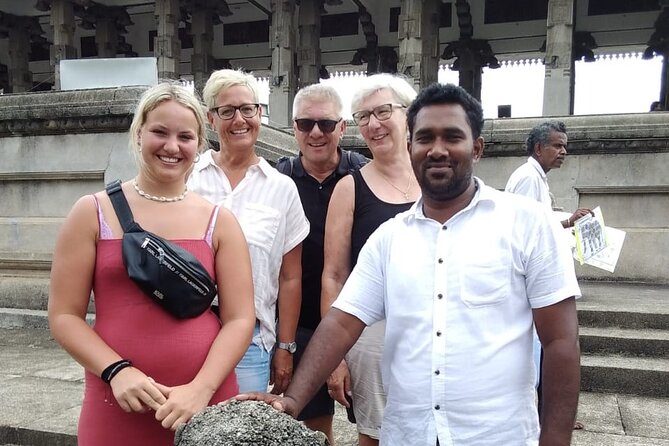Colombo Sightseeing City Tour Morning or Evening (Private Tour) - Meeting and Pickup Details