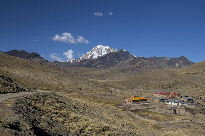CONDORIRI Mountain Range and Lagoons Full Day Trekking. Spanish Guide. - Cancellation Policy