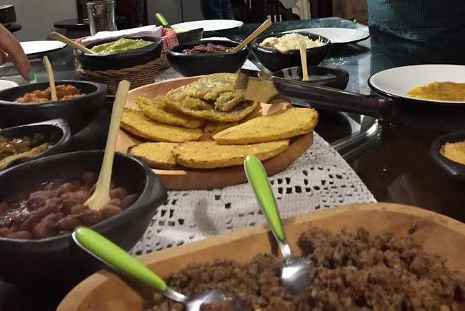 Cooking Stories - Cocinando Historias - Generational Tales and History