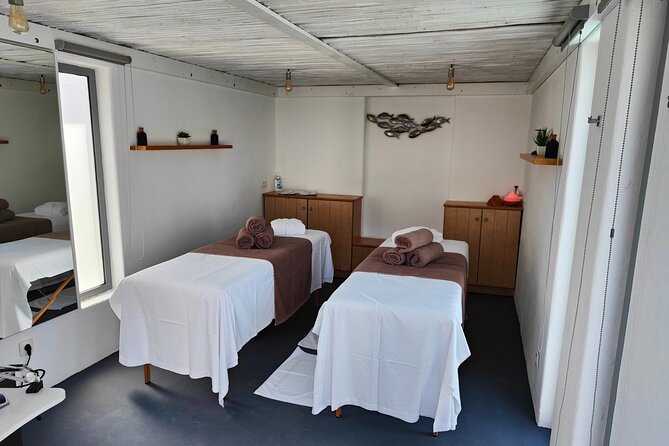 Couples' Massage With Dinner, Day Access to Pool, Wine & Fruits - Inclusions: Whats Provided