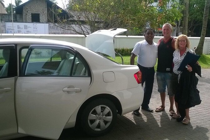 Cruise Passengers With Physical Challenges Explore Colombo by Car