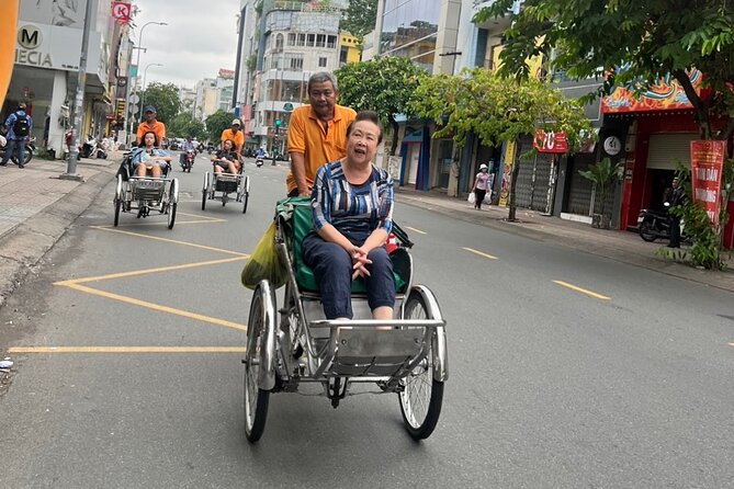 Cyclo Sightseeing Private Tour In Ho Chi Minh City For 2 Hours - Included Services