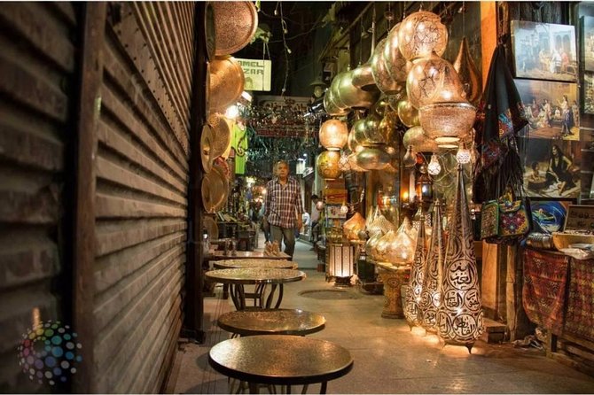 Day Trip To Giza Pyramids Old Cairo Citadel & Bazaar - Meeting and Pickup Details