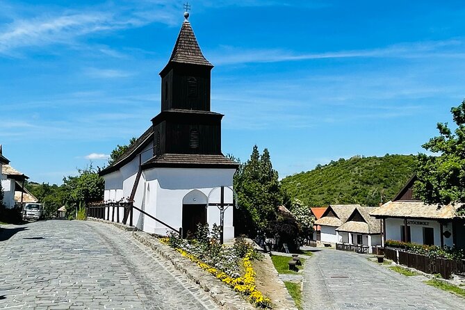 Day Trip to Hollókő (Visit the Village, the Castle and a Secret Spot) - Uncover the Hidden Gem