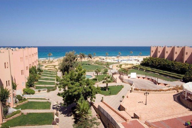 Day Use at the Red Sea at Dome Marina Hotel - Location and Services