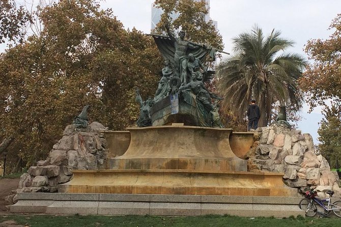 Deluxe Bike Tour Through Old Santiago De Chile - Highlights of the Experience