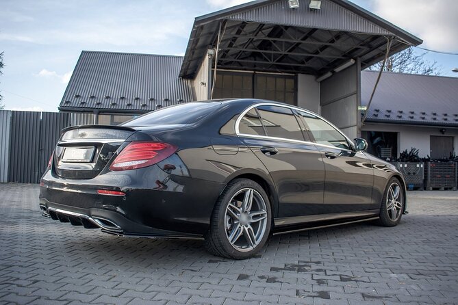 Departure Private Transfer: FRAnkfurt to FRAnkfurt Airport FRA by Business Car - Pickup and Drop-off Information