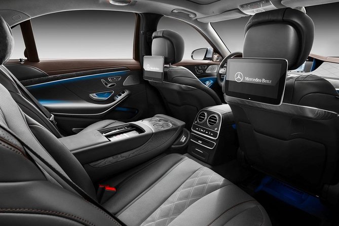 Departure Private Transfers From Buenos Aires to Airport AEP in Luxury Car - Luxury Car Features