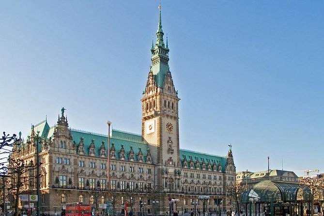 Departure Transfer: Hamburg to Airport HAM by Business Car - Pickup Information