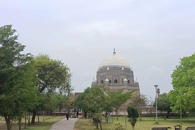 Derawar Fort, Cholistan Desert, Uch, Multan & Harrapa 6 Days FB