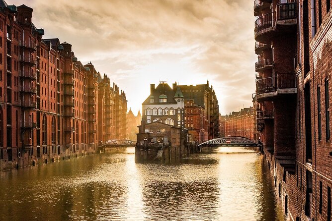 Discover Hamburg From Landmark to Landmark - Landmark 2: Town Hall