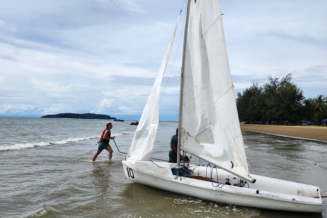 Discover Sailing Experience in Tanjung Aru Beach - Experience Details