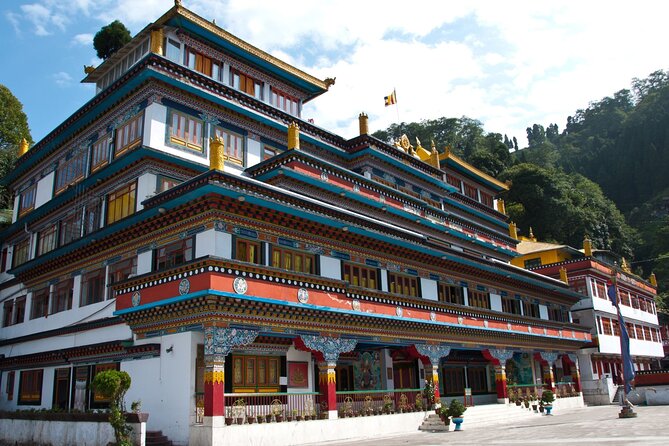 Discover the Spiritual Trails of Darjeeling (2 Hours Guided Walking Tour) - Inclusions and Experiences