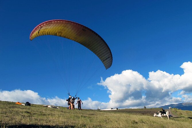 Ecuador Paragliding Baños