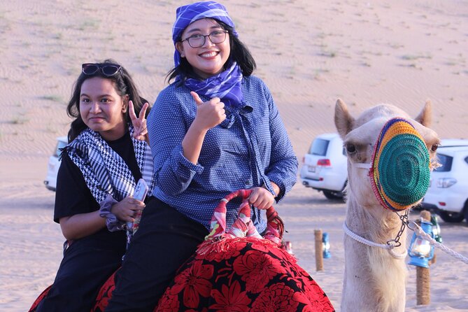 Evening Desert Safari With BBQ Dinner and Sandboarding