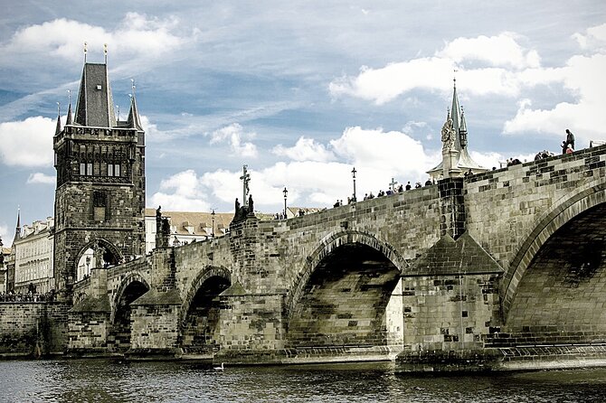 Exclusive Private VIP Multiday Sightseeing Tour of Europe Vienna to Prague - Pickup Details