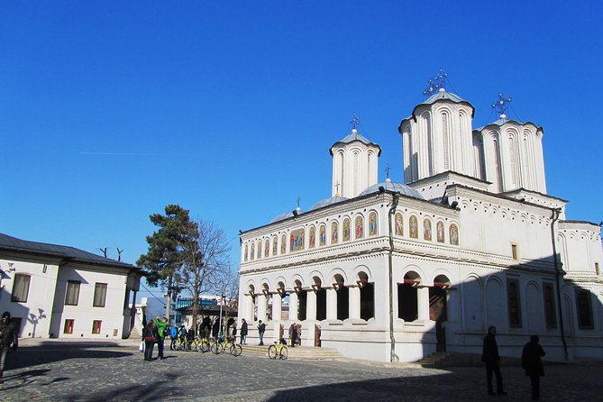 Expert Walking Tour: Romania Beyond the Headlines - Meeting Point Details