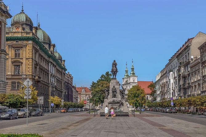 Explore Krakow'S Art and Culture With a Local - Uncover Local Artistic Treasures