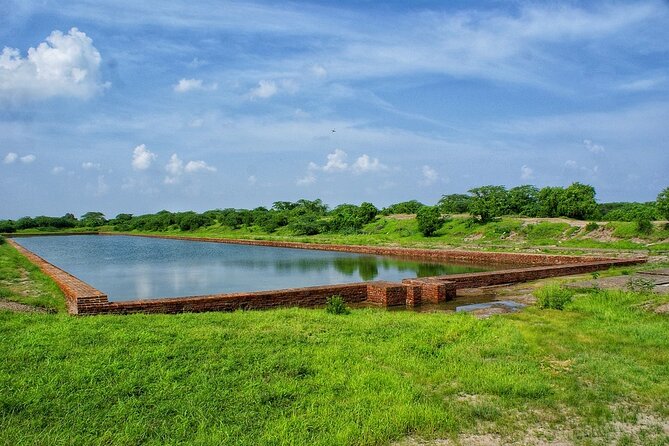 Explore Lothal & Uthellya From Ahmedabad