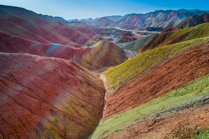 Explore Rainbow Mountains in Peru: Mountain of 7 Colors - Location and Departure Details