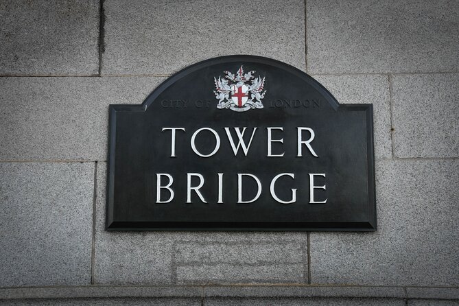 Explore Tower Bridge & Private Westminster Walking Tour - Meeting Point