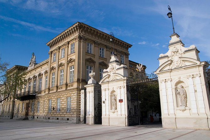 Exquisite Private Warsaw and ŻElazowa Wola Chopins Tour With Pickup and Dropoff - Pickup Information
