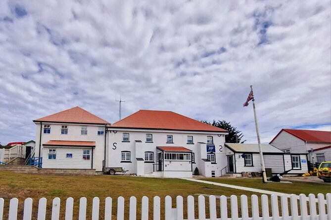 Falkland Islands Shared Tour With Penguins Sightseeing - Pickup and Transportation