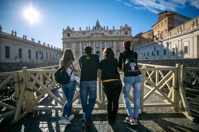Fast Access Entrance to Vatican Museums, Sistine Chapel & St.Peter Basilica - Early Morning Private Access