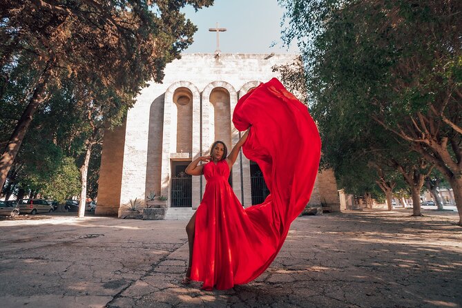 Flying Dress Professional Vacation Photoshoot in Rhodes - Online Gallery Delivery Timeframe