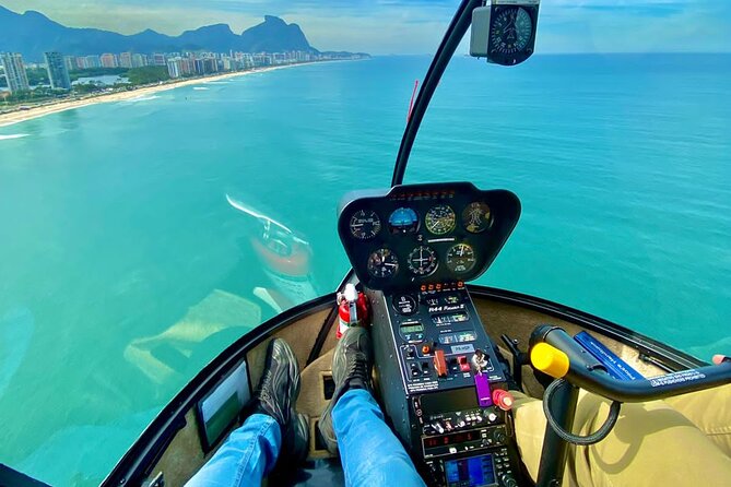 Flying in a Helicopter Without the Doors - Cristo Redentor RJ - Meeting and Departure Details