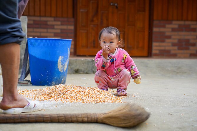 From Hanoi by Bus to Sapa 3days Trekking Tour (Bungalow + Hotel) - Meal Inclusions