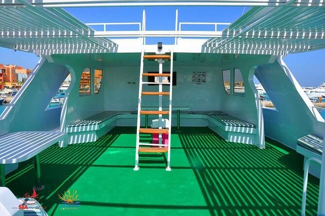 From Hurghada: Paradise Island, Snorkelling, Food and Drinks - Activity Schedule