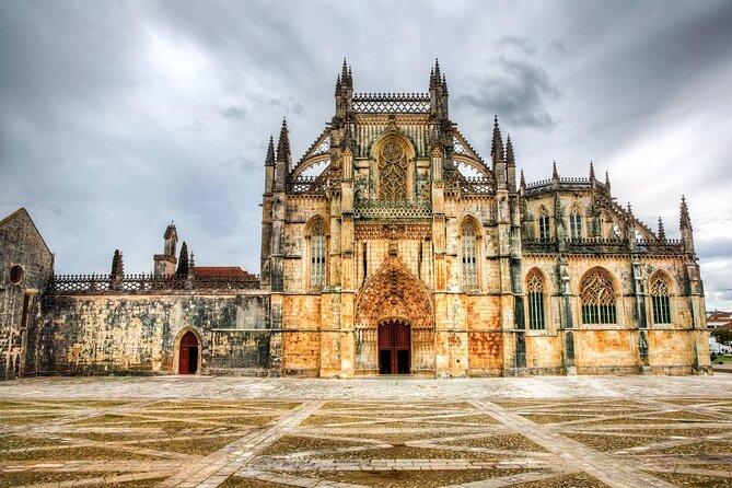 From Lisbon: Fatima, Batalha, Nazare & Óbidos Full-Day Group Tour - Exclusions