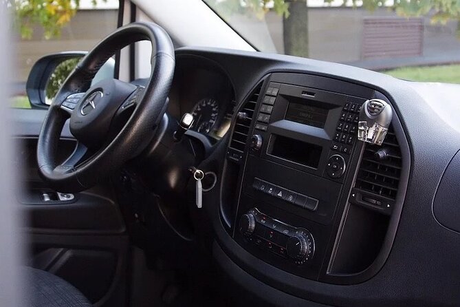 From Prague to Nuremberg - Private Transfer by MINIVAN Mercedes Vito 8+1pax - Meeting and Pickup