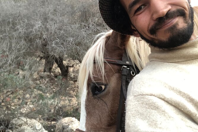Full-Day Horseback Riding Experience With Lunch