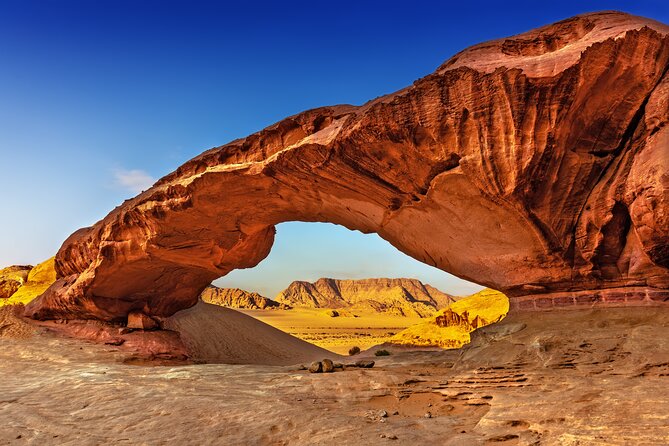 Full Day Private Hiking Tour in Wadi Rum Mountain With Lunch - Inclusions