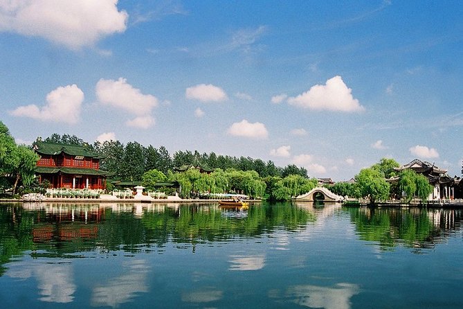 Full-Day Private Sightseeing Tour of Hangzhou by Bullet Train - Meeting and Pickup Information
